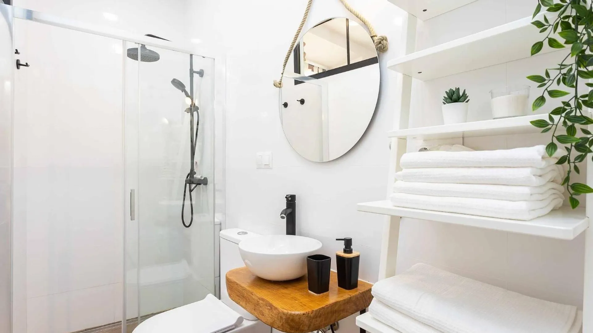 Vivendos - Ma08 - Rodrigo Apartment Malaga